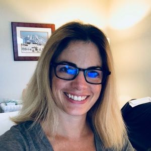 Meet your Posher, Caroline